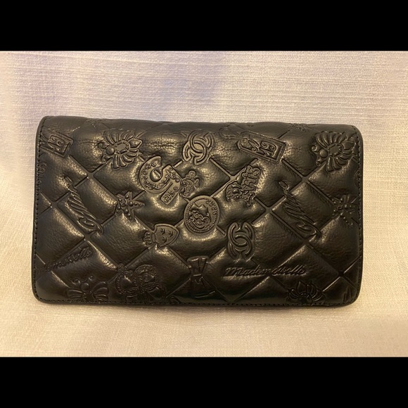 Authentic RARE Chanel Lucky Charms Vertical Wallet - Picture 2 of 8